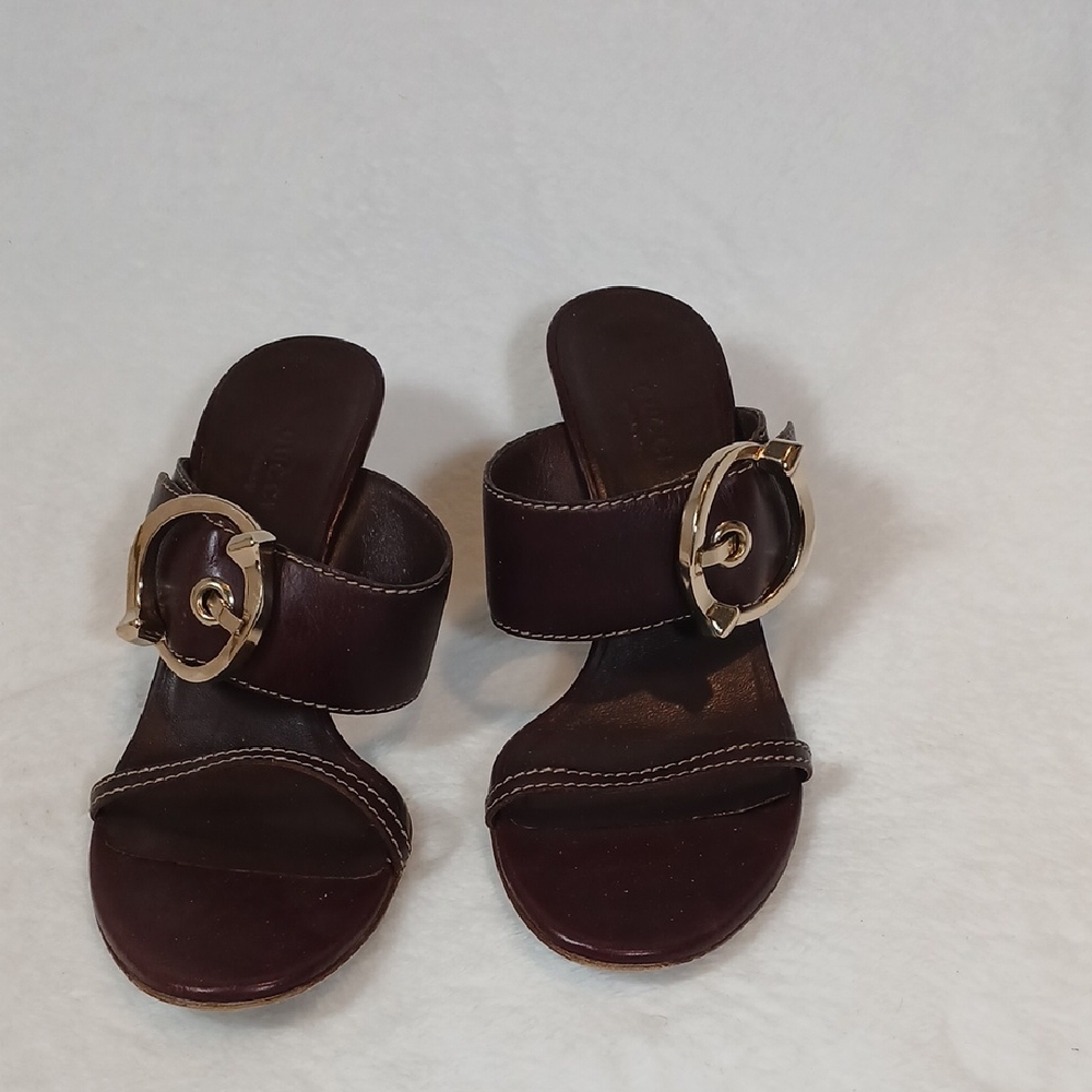 Gucci Leather Dark Brown Juanita  Sandals with Gold Accent Sz 7B